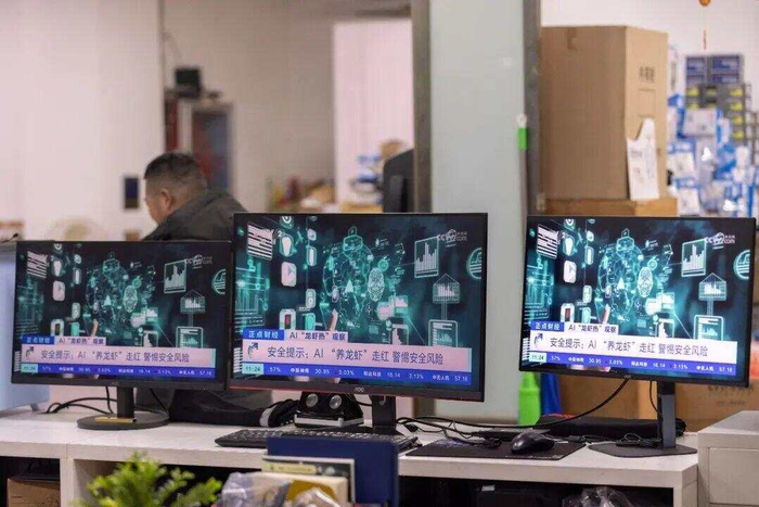 让AI与AI互相聊天，会聊出什么？